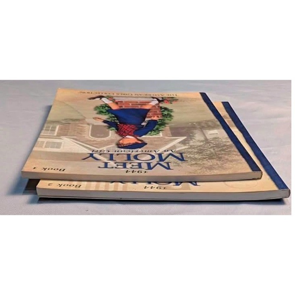 American Girls Collection~Books 1 & 2 Meet Molly/Molly Learns A Lesson/Softcover - Picture 5 of 10